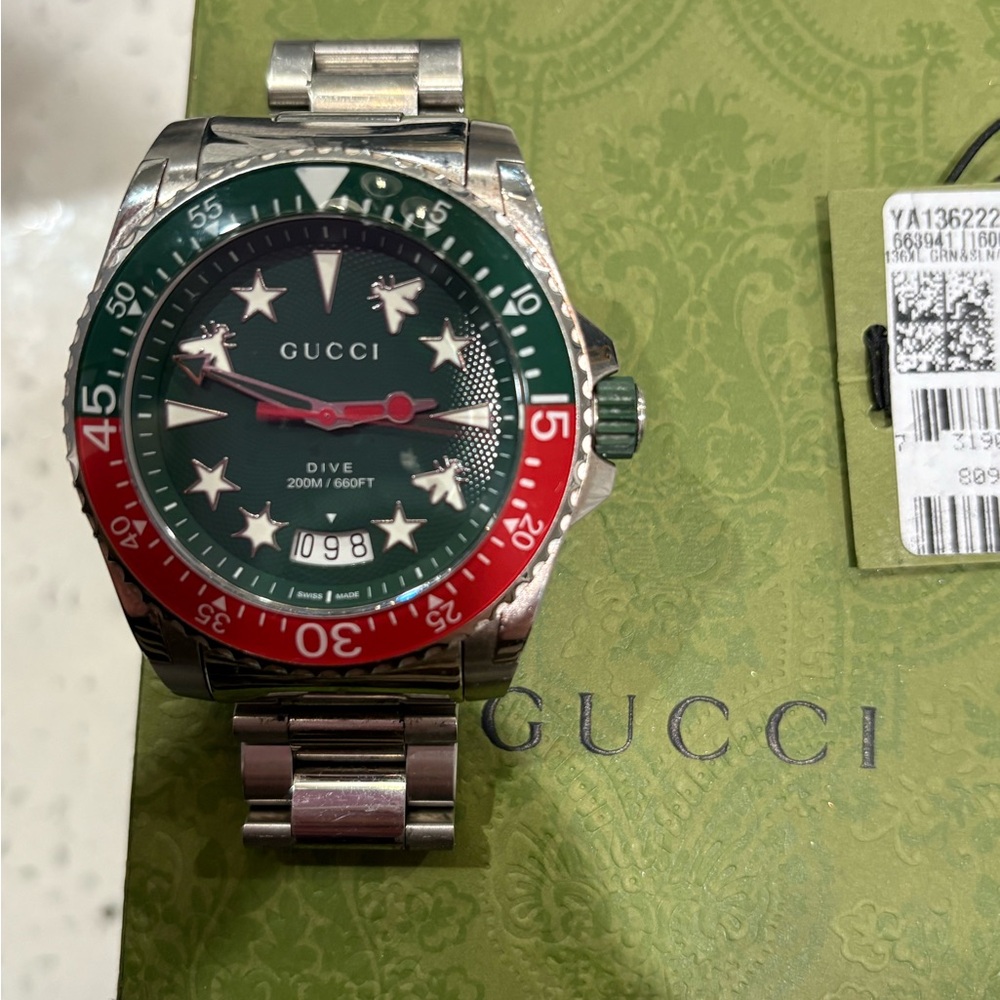 Gucci Dive Watch - Green and Red